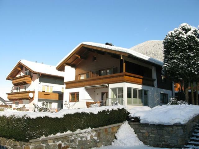 Haus Dejakom Майрхофен Экстерьер фото